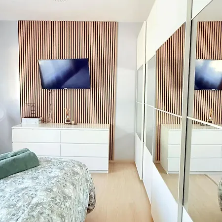 Cosy House For 10 With Clim And Garden Holiday home