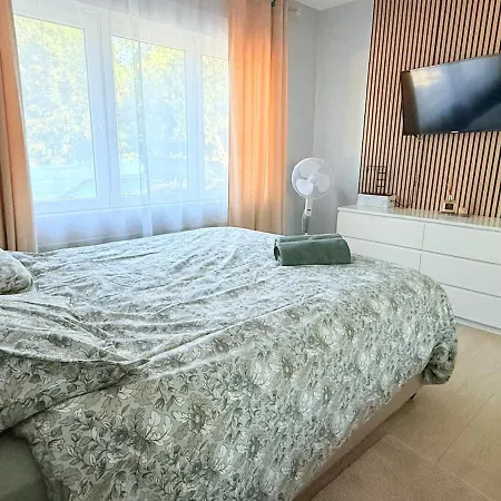 Holiday home Cosy House For 10 With Clim And Garden *