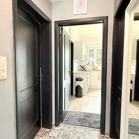 Cosy House For 10 With Clim And Garden Holiday home *
