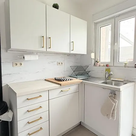 Holiday home Cosy House For 10 With Clim And Garden Nivelles