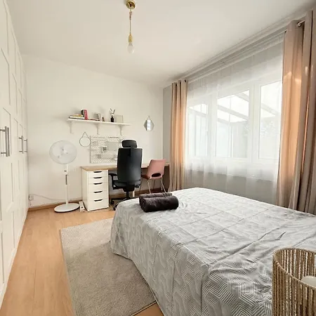 Cosy House For 10 With Clim And Garden * Nivelles