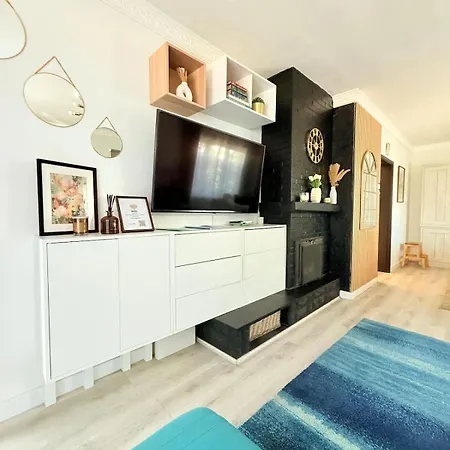 Holiday home Cosy House For 10 With Clim And Garden *