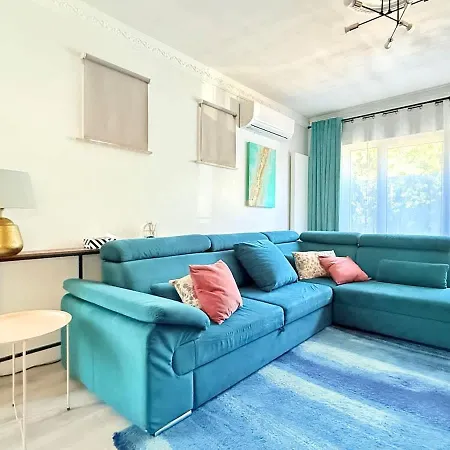 Holiday home Cosy House For 10 With Clim And Garden *