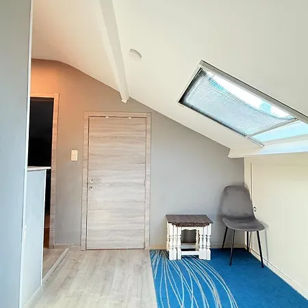 Cosy House For 10 With Clim And Garden * Nivelles