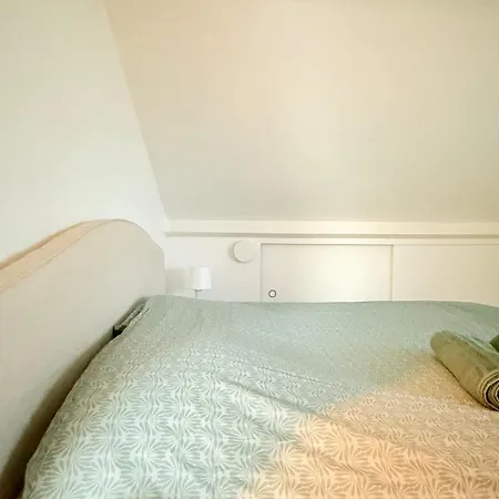 Holiday home Cosy House For 10 With Clim And Garden Nivelles